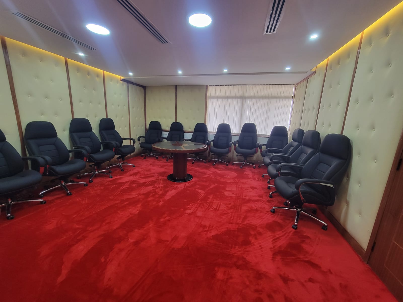 Refurbished boardroom interior on the twentieth floor of Teleposta